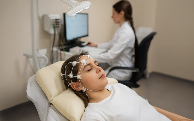 Neuromodulação com tDCS adaptada para TEA e neuro diversos